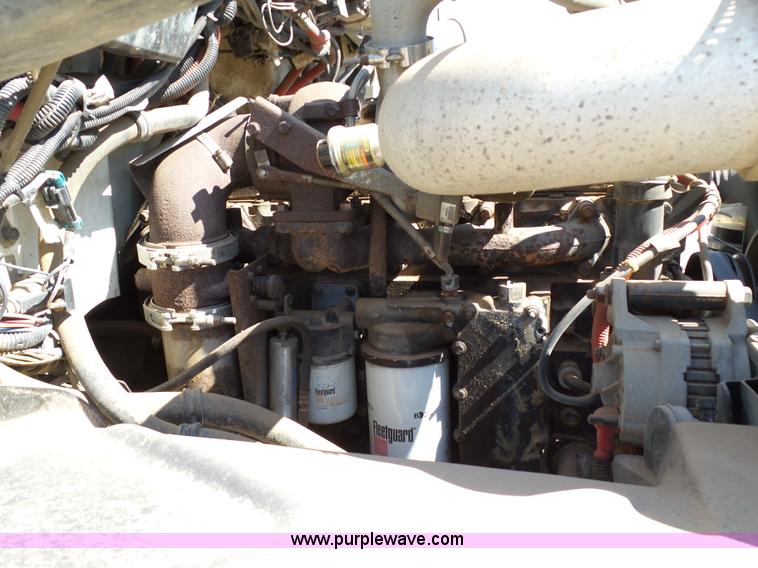 image for item K7044 2003 Freightliner FL70 service truck