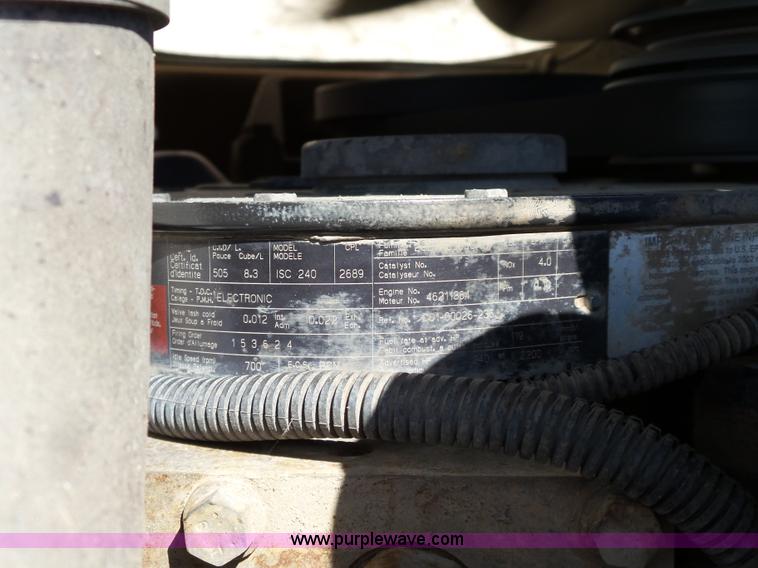 image for item K7044 2003 Freightliner FL70 service truck