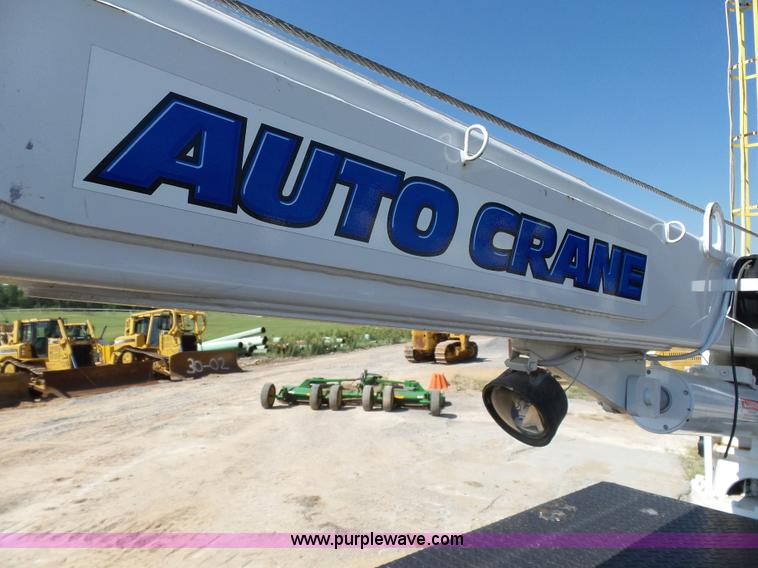 image for item K7044 2003 Freightliner FL70 service truck