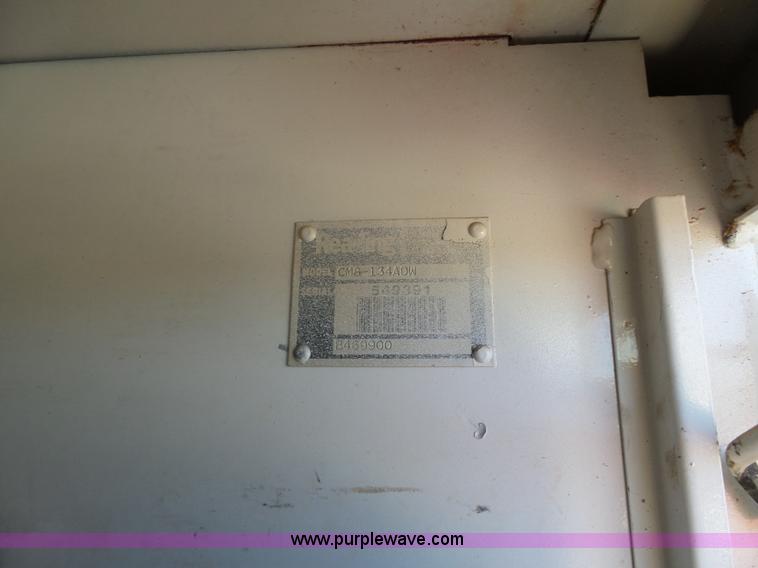 image for item K7044 2003 Freightliner FL70 service truck