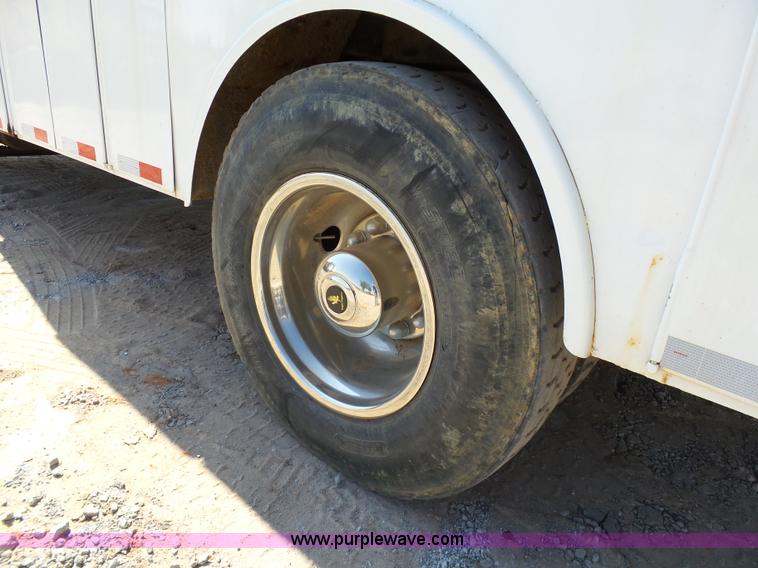 image for item K7044 2003 Freightliner FL70 service truck