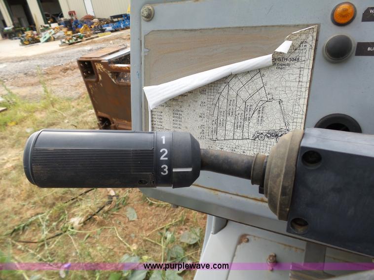 image for item K7046 2007 Genie GTH-1048 telehandler