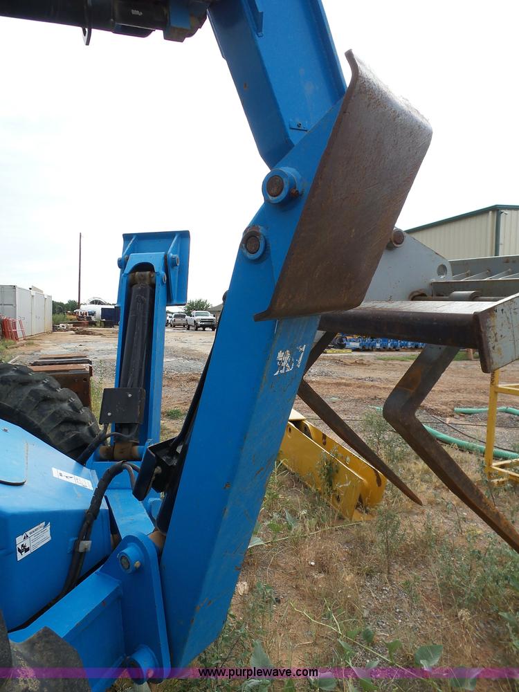 image for item K7046 2007 Genie GTH-1048 telehandler