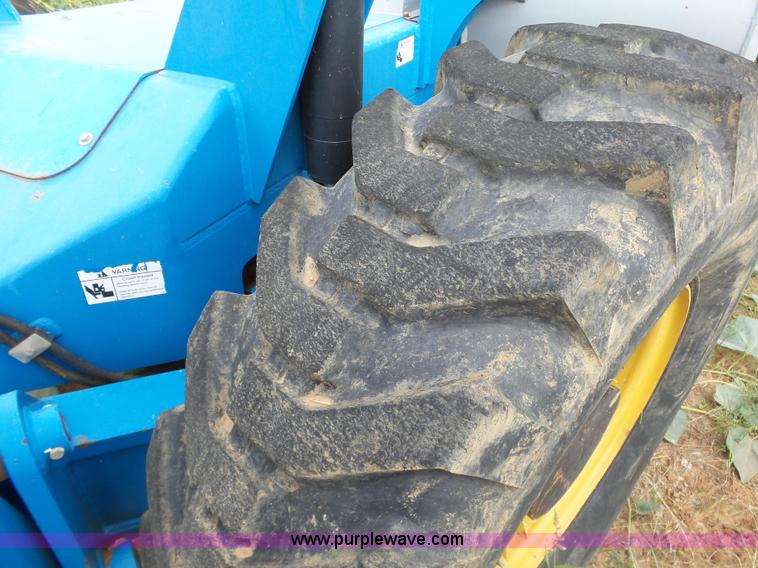 image for item K7046 2007 Genie GTH-1048 telehandler