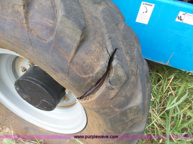 image for item K7046 2007 Genie GTH-1048 telehandler