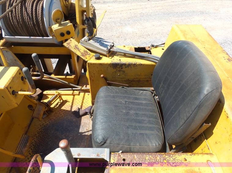 image for item K7047 Caterpillar D6D pipelayer