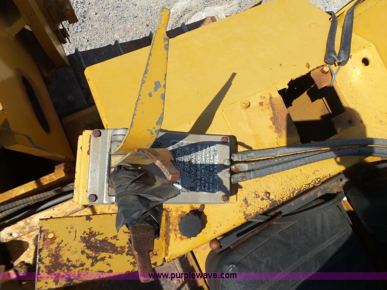 image for item K7047 Caterpillar D6D pipelayer