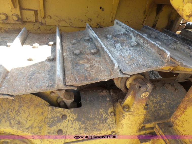 image for item K7047 Caterpillar D6D pipelayer