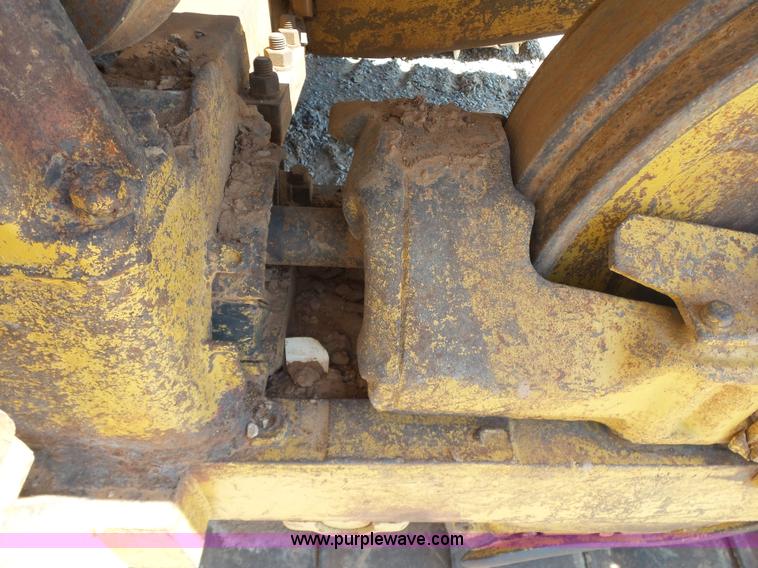 image for item K7047 Caterpillar D6D pipelayer