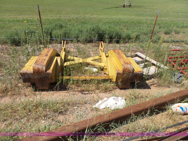 image for item K7047 Caterpillar D6D pipelayer