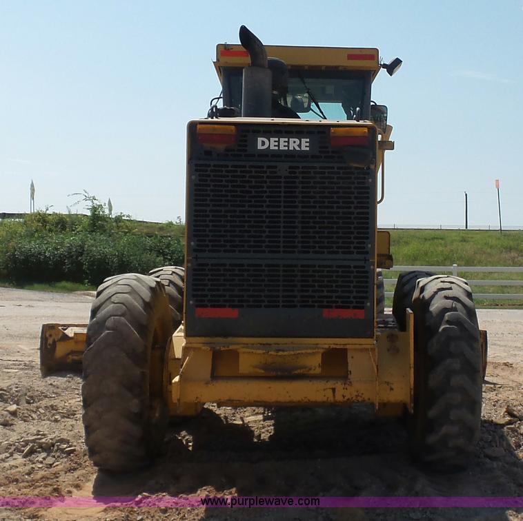 image for item K7050 2002 John Deere 770CH Series II motor grader