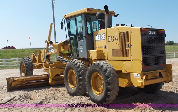 image for item K7050 2002 John Deere 770CH Series II motor grader