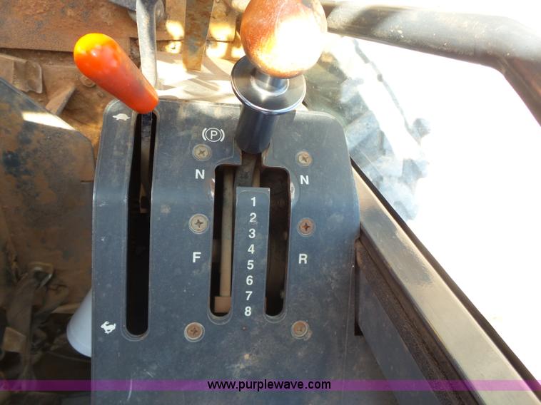 image for item K7050 2002 John Deere 770CH Series II motor grader