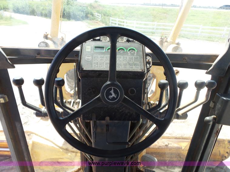 image for item K7050 2002 John Deere 770CH Series II motor grader