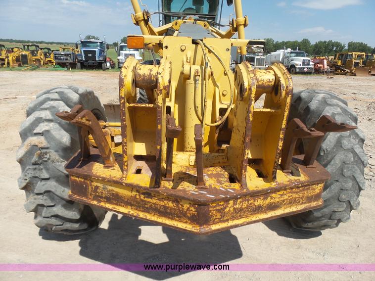 image for item K7050 2002 John Deere 770CH Series II motor grader