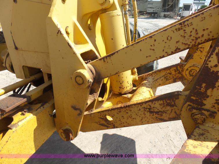 image for item K7050 2002 John Deere 770CH Series II motor grader