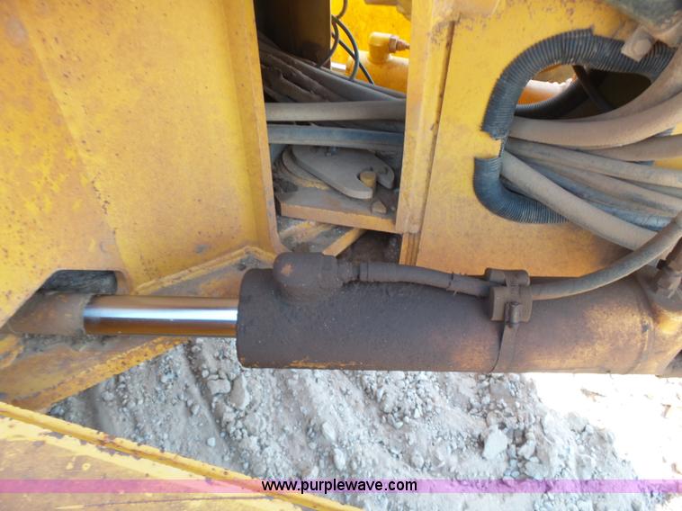 image for item K7050 2002 John Deere 770CH Series II motor grader