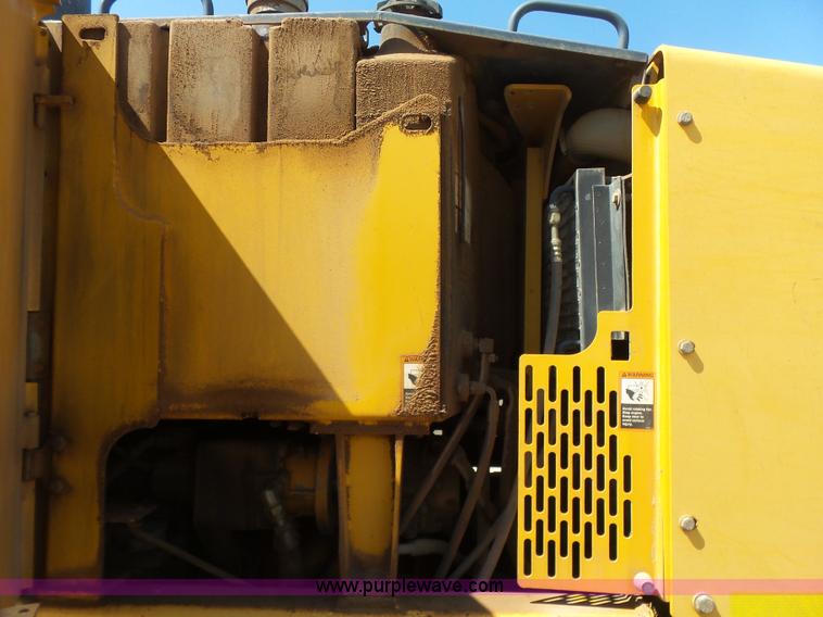 image for item K7050 2002 John Deere 770CH Series II motor grader