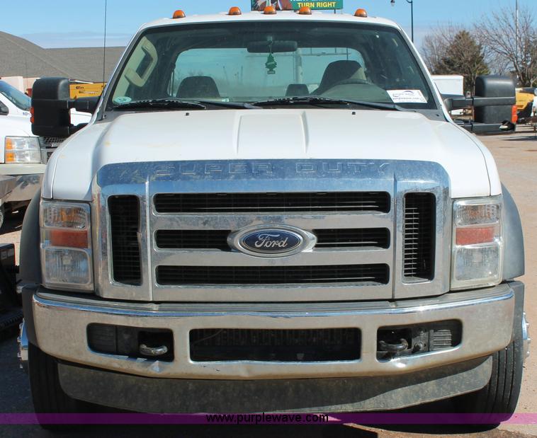 image for item K7051 2008 Ford F450 Super Duty XLT Crew Cab truck cab and chassis