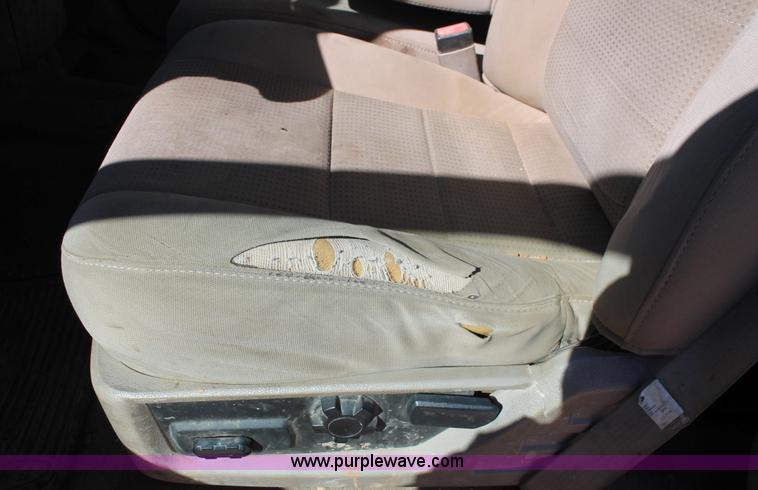 image for item K7051 2008 Ford F450 Super Duty XLT Crew Cab truck cab and chassis