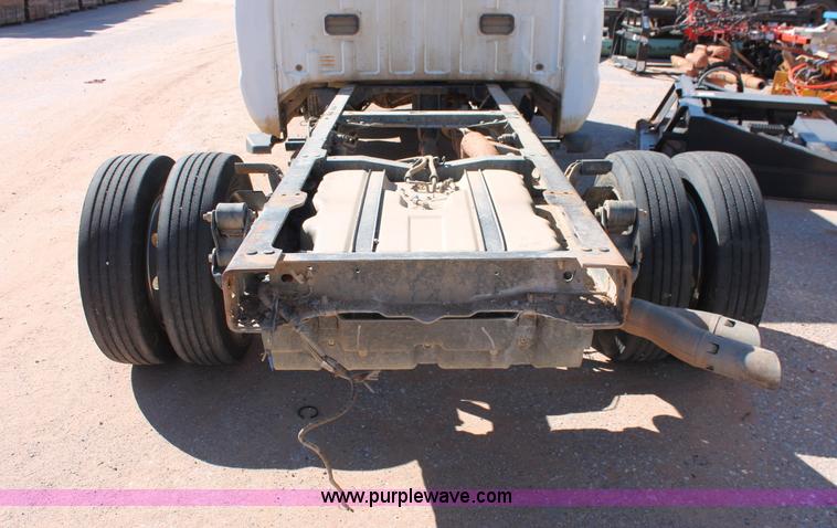 image for item K7051 2008 Ford F450 Super Duty XLT Crew Cab truck cab and chassis