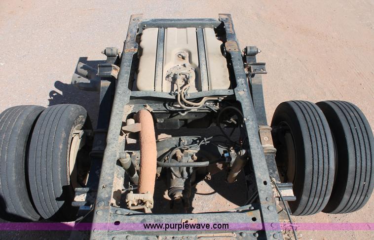 image for item K7051 2008 Ford F450 Super Duty XLT Crew Cab truck cab and chassis