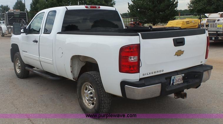 image for item K7053 2009 Chevrolet Silverado 2500HD LT Ext. Cab pickup truck