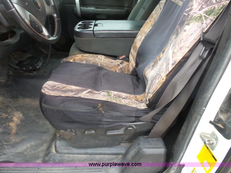 image for item K7053 2009 Chevrolet Silverado 2500HD LT Ext. Cab pickup truck