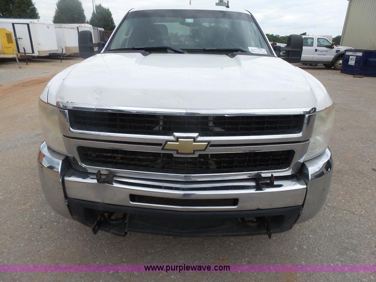 image for item K7053 2009 Chevrolet Silverado 2500HD LT Ext. Cab pickup truck