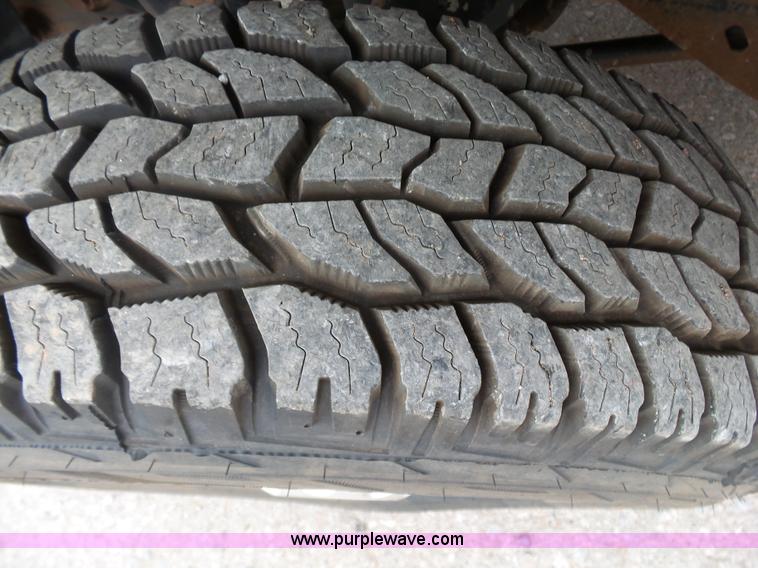 image for item K7053 2009 Chevrolet Silverado 2500HD LT Ext. Cab pickup truck