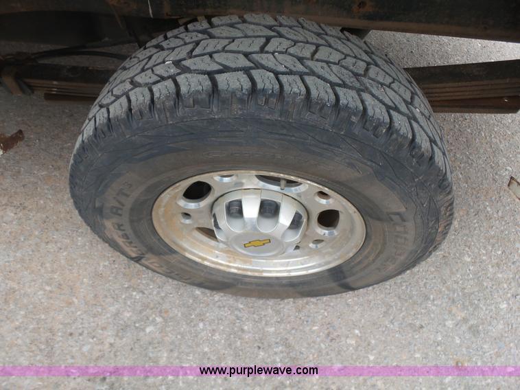 image for item K7053 2009 Chevrolet Silverado 2500HD LT Ext. Cab pickup truck