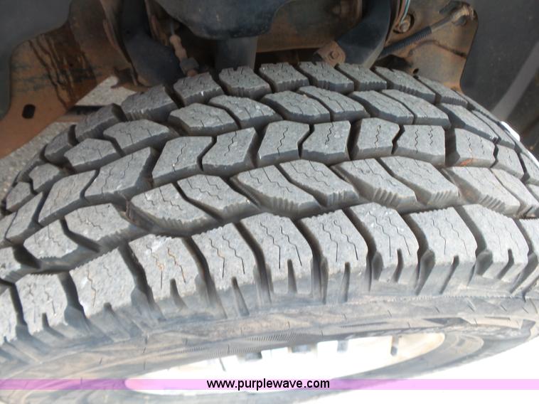 image for item K7053 2009 Chevrolet Silverado 2500HD LT Ext. Cab pickup truck