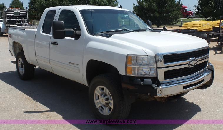 image for item K7054 2010 Chevrolet Silverado 2500HD LT Z71 Ext. Cab pickup truck