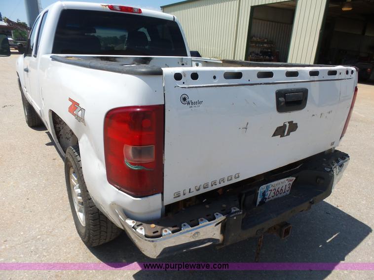 image for item K7054 2010 Chevrolet Silverado 2500HD LT Z71 Ext. Cab pickup truck