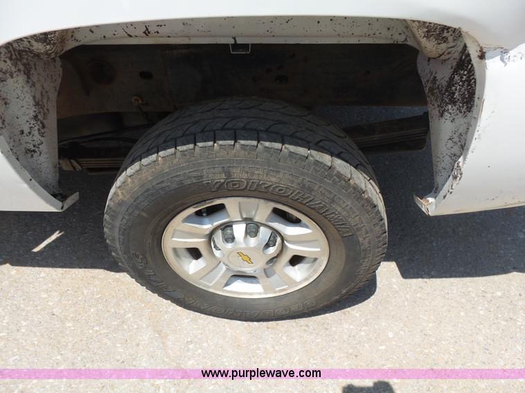 image for item K7054 2010 Chevrolet Silverado 2500HD LT Z71 Ext. Cab pickup truck