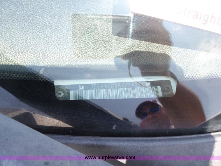 image for item K7054 2010 Chevrolet Silverado 2500HD LT Z71 Ext. Cab pickup truck