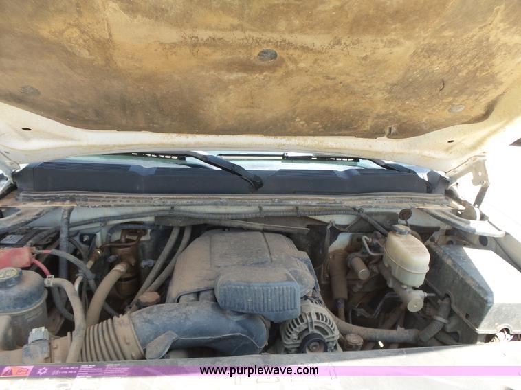 image for item K7055 2012 Chevrolet Silverado 2500HD Crew Cab pickup truck