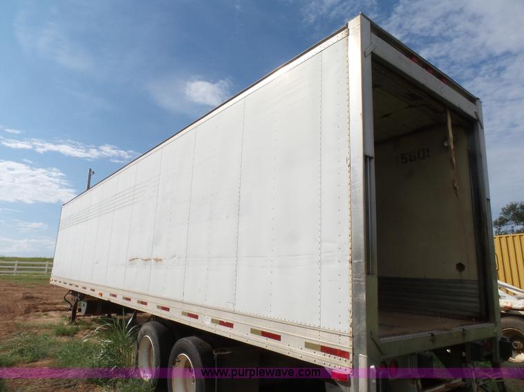 image for item K8751 1997 Utility VS2R refrigerated van trailer