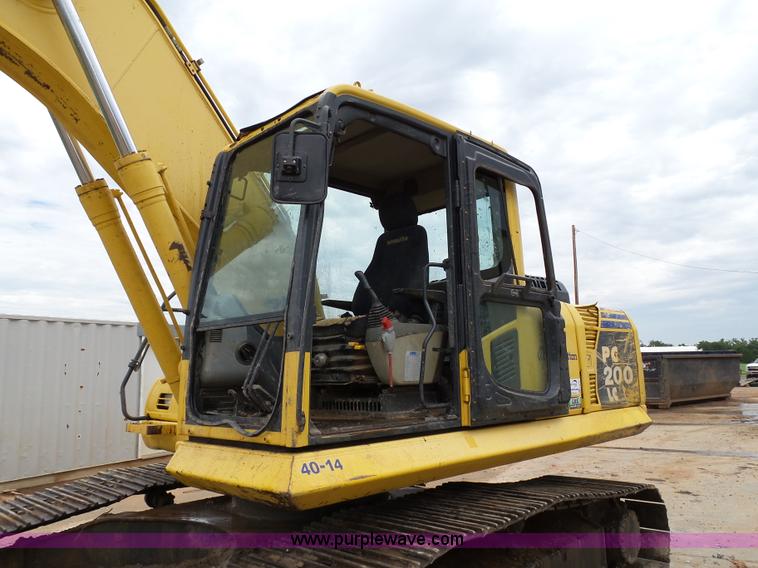 image for item K8752 2007 Komatsu PC200LC-8 excavator