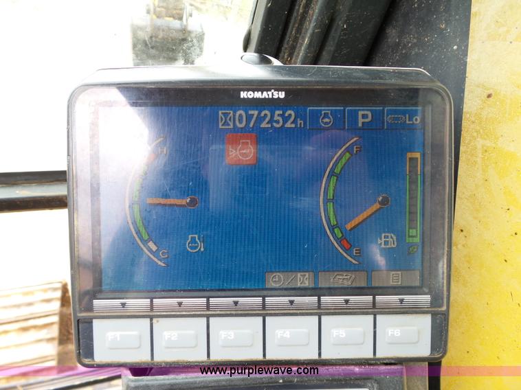 image for item K8752 2007 Komatsu PC200LC-8 excavator