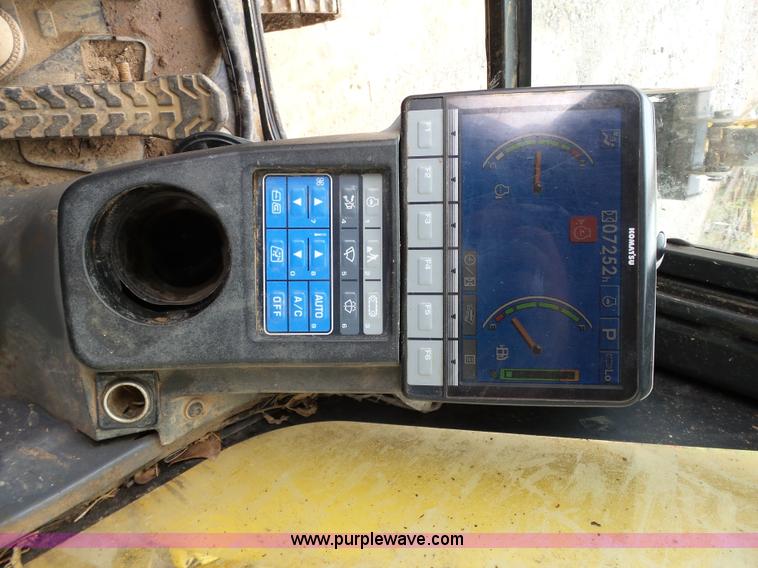 image for item K8752 2007 Komatsu PC200LC-8 excavator