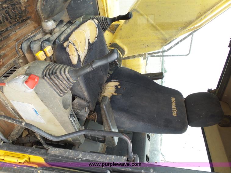 image for item K8752 2007 Komatsu PC200LC-8 excavator