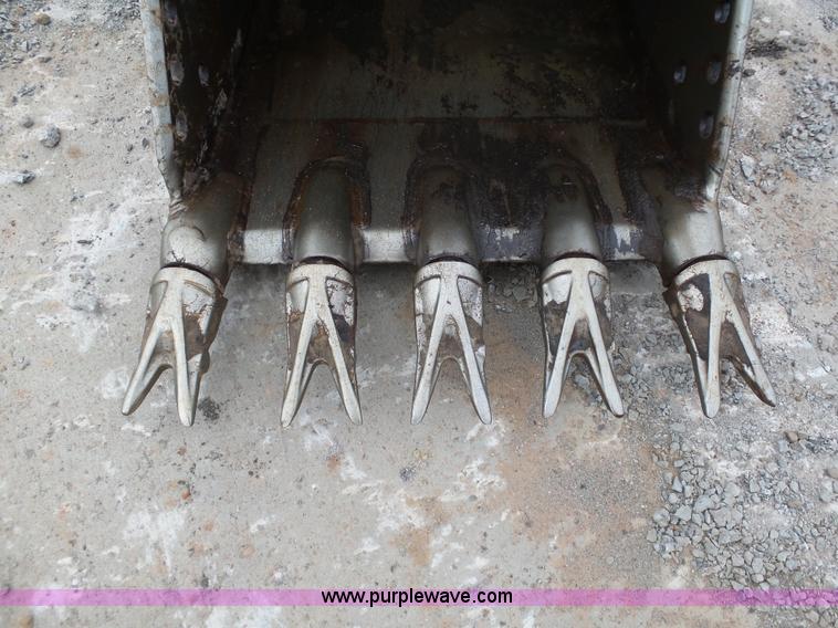 image for item K8752 2007 Komatsu PC200LC-8 excavator