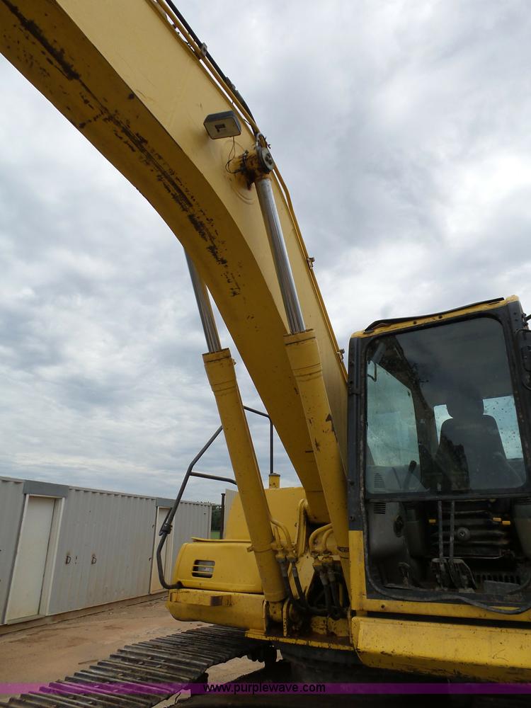 image for item K8752 2007 Komatsu PC200LC-8 excavator