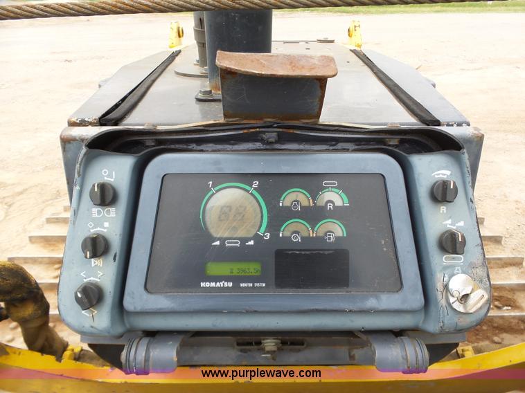 image for item K8753 2005 Komatsu D39PX-21 pipelayer