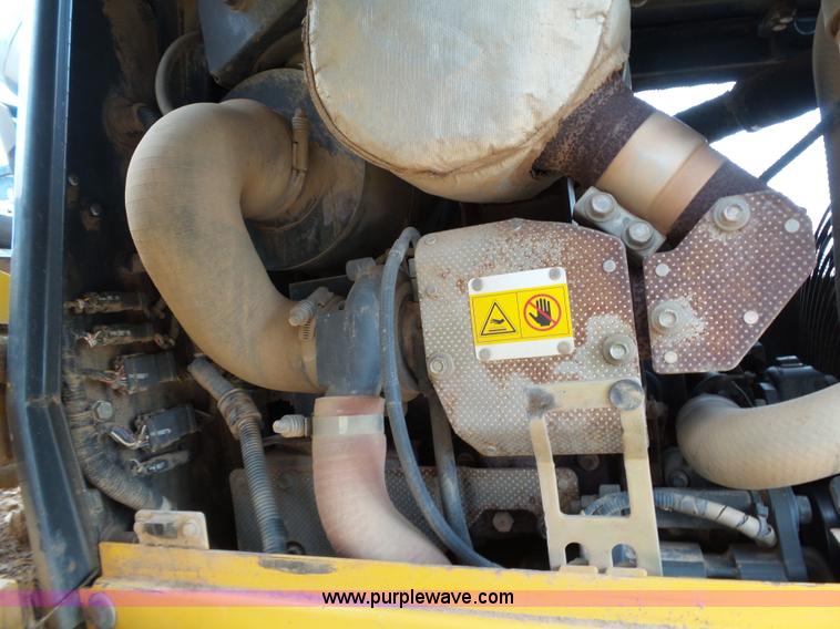 image for item K8753 2005 Komatsu D39PX-21 pipelayer