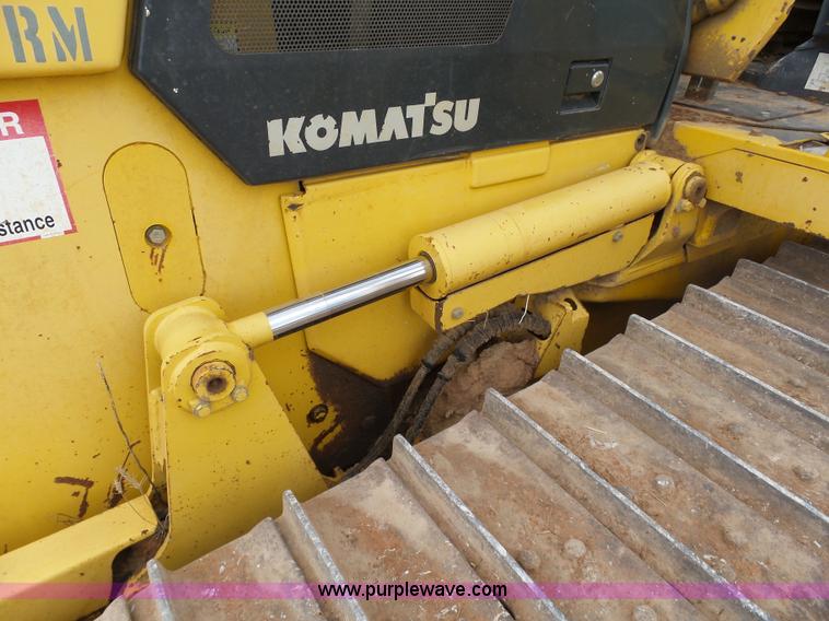 image for item K8753 2005 Komatsu D39PX-21 pipelayer