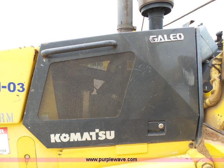 image for item K8753 2005 Komatsu D39PX-21 pipelayer