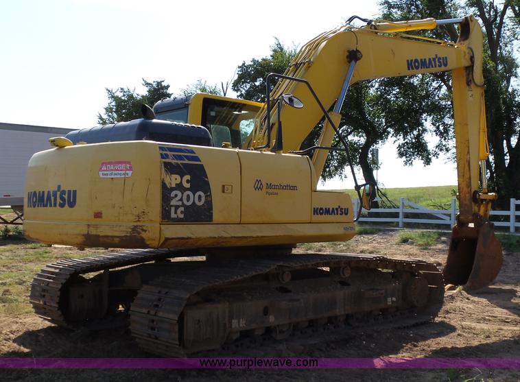 image for item K8754 2012 Komatsu PC200LC-8 excavator