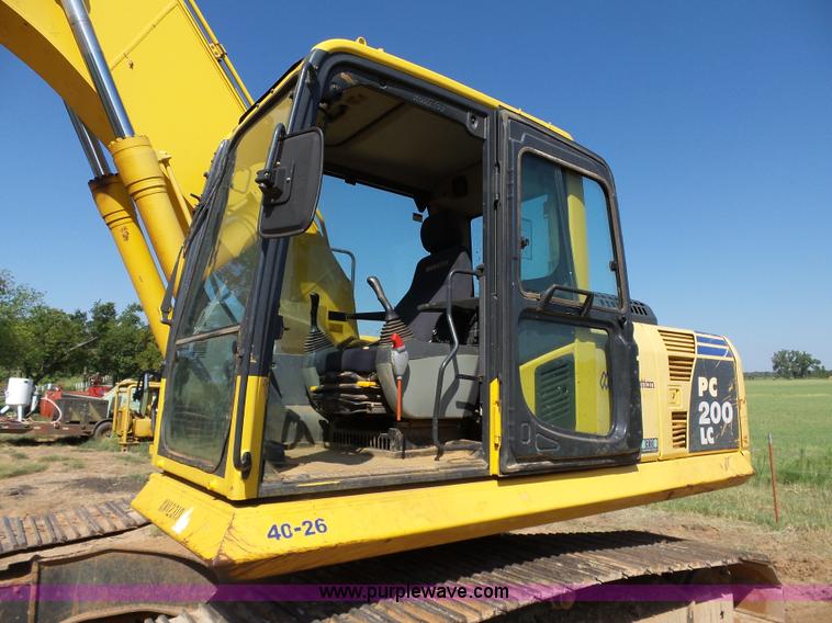 image for item K8754 2012 Komatsu PC200LC-8 excavator